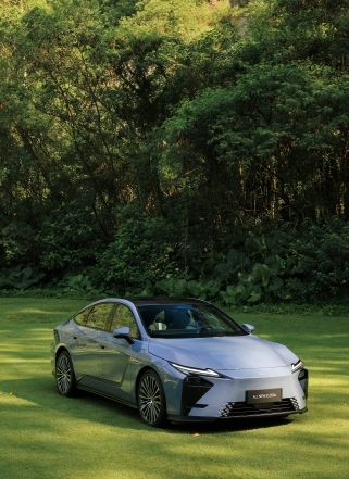 大牛网 加速转型！雷克萨斯全新一代ES将推纯电版